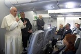 “Homosexuales no deben ser juzgados ni marginados”: Papa Franciso