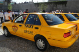 Taxis deberán utilizar color amarillo para identificarse como metropolitanos Taxis deberán utilizar color amarillo para identificarse como metropolitanos