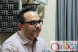 Roberto Heycher (INE) y Jesús Rodriguez (CANACINTRA) en Todo Oaxaca Radio (12/May/15) Roberto Heycher (INE) y Jesús Rodriguez (CANACINTRA) en Todo Oaxaca Radio (12/May/15)
