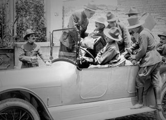100 años de la película “El automóvil gris”