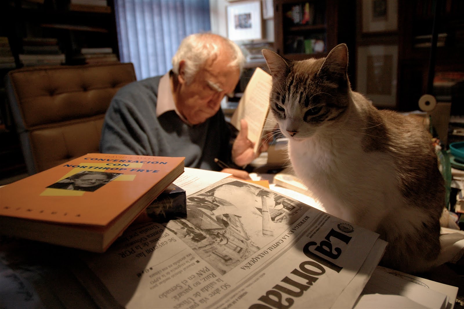 Las Esencias viajeras" último ensayo de Carlos Monsiváis; se presenta en FIL - eloriente.net